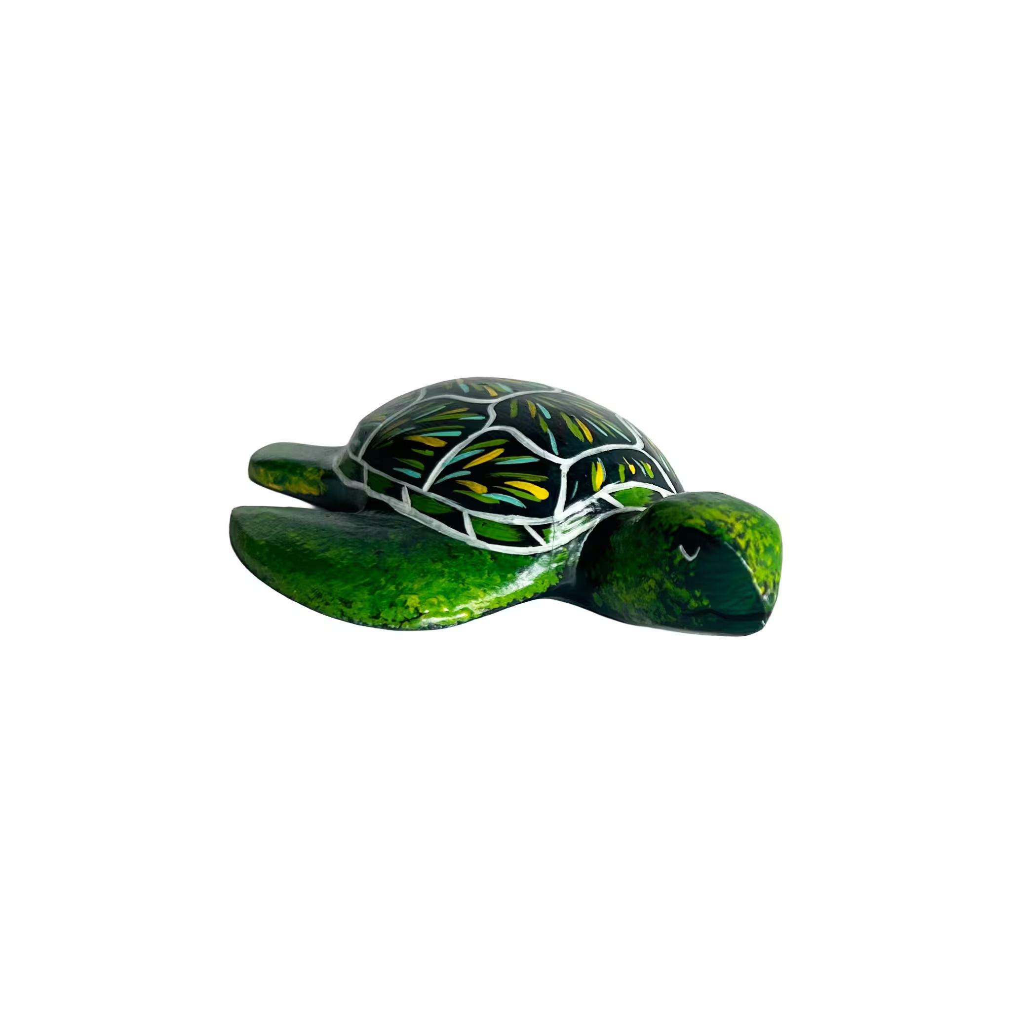 Green sea turtle, hand-painted reclaimed wood, handmade Costa Rica souvenir (detail 2)